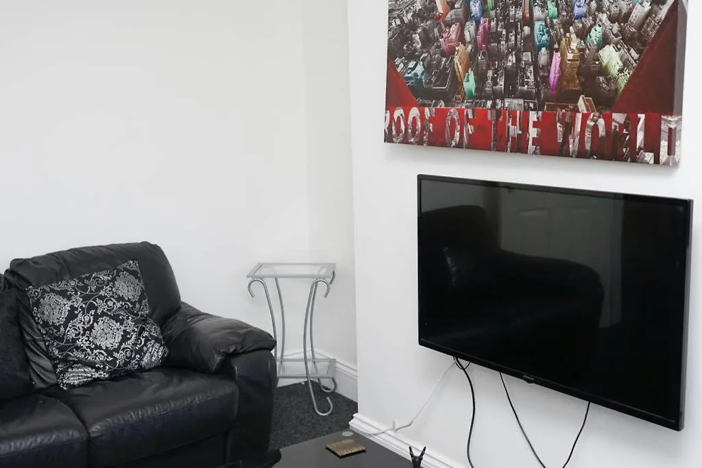 Hullidays - University Side Lg 4 Bed House Kingston upon Hull Apartamento